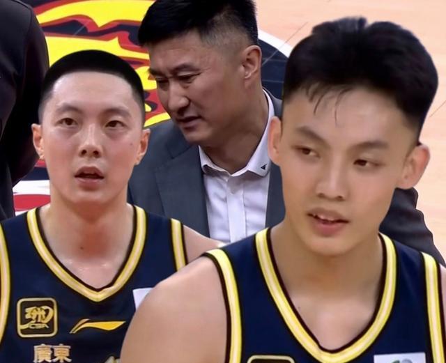 肉眼可见地, 线的, 他们组成了 肉眼可见地, 线的, 他们组成了